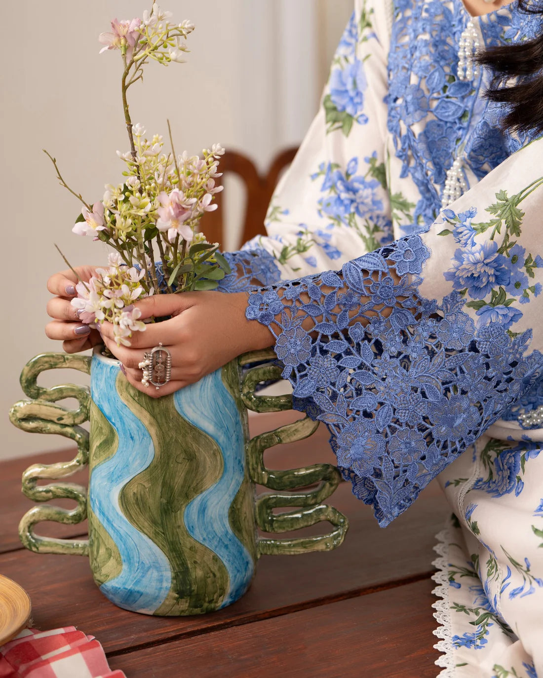 KR-1598 BLUEBELL LVORY