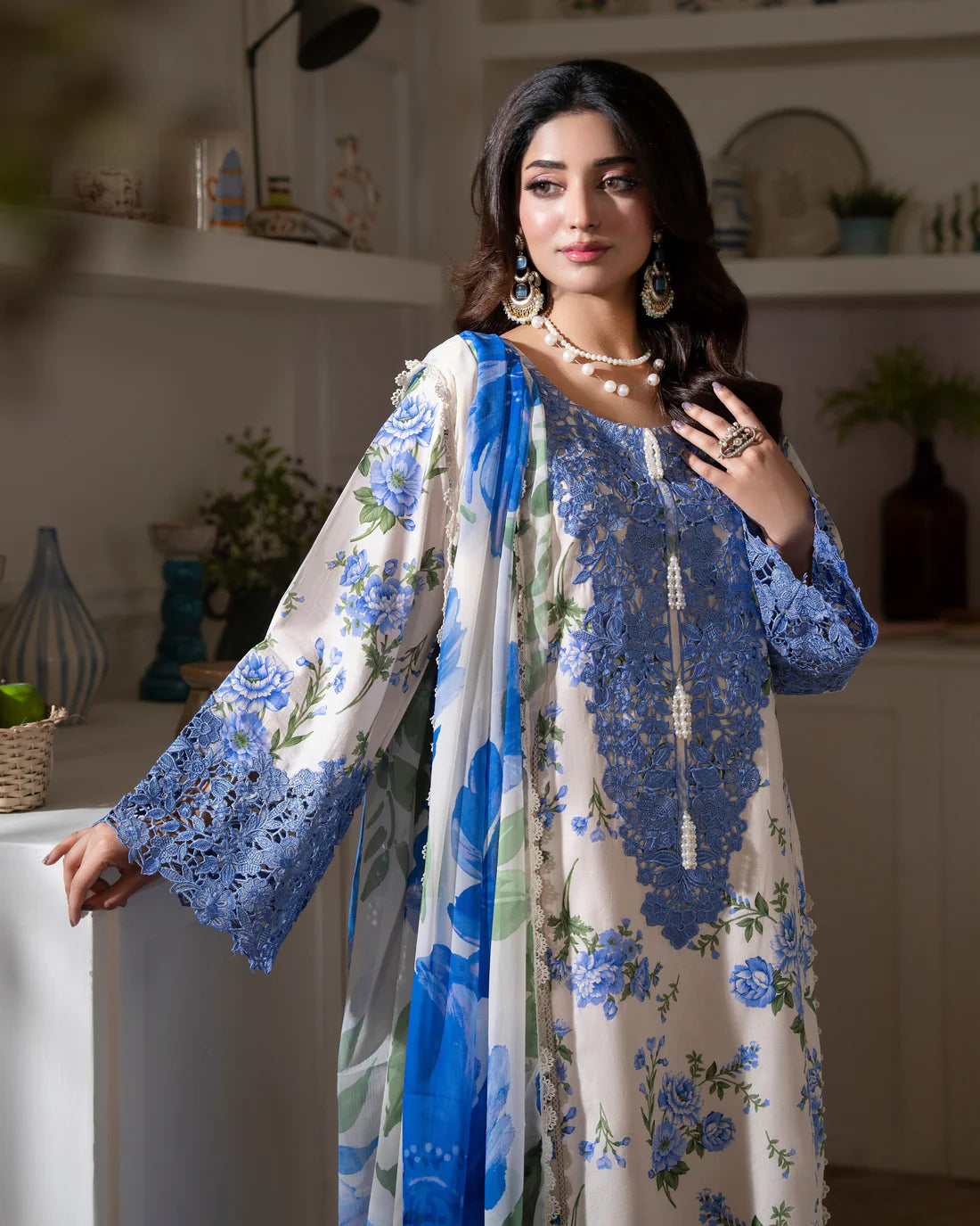 KR-1598 BLUEBELL LVORY
